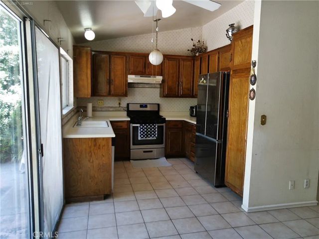 8307 Sedan, West Hills, CA 91304