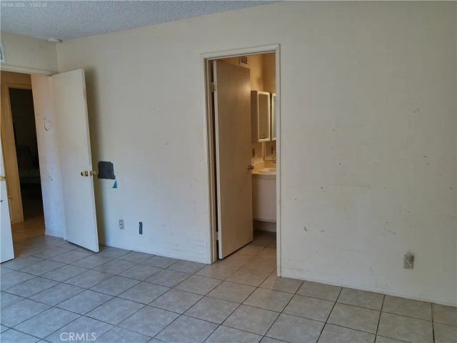 8307 Sedan, West Hills, CA 91304