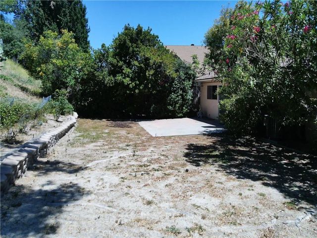 8307 Sedan, West Hills, CA 91304