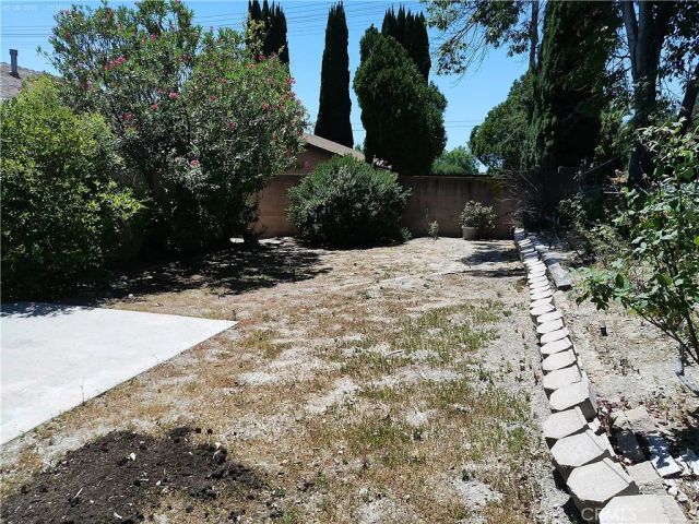 8307 Sedan, West Hills, CA 91304