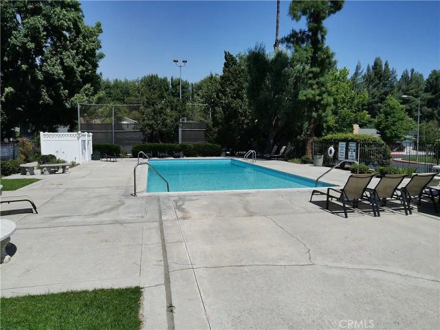 8307 Sedan, West Hills, CA 91304