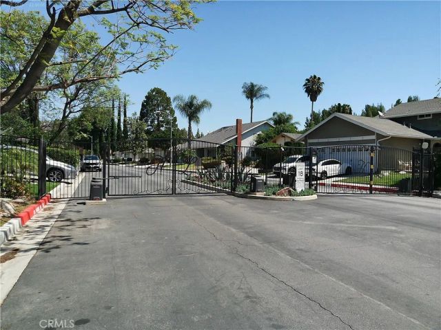 8307 Sedan, West Hills, CA 91304