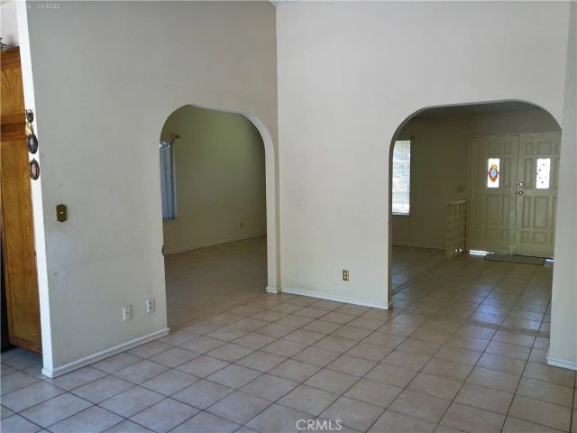 8307 Sedan, West Hills, CA 91304