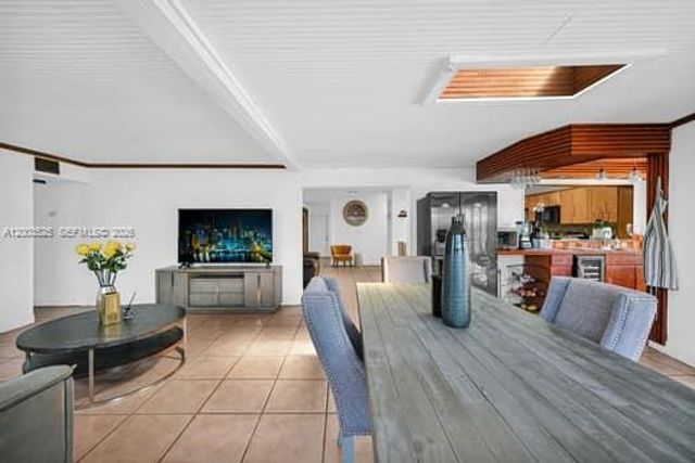 13216 SW 45th Ln, Miami, FL 33175