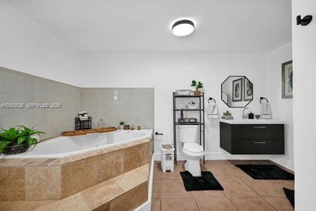 13216 SW 45th Ln, Miami, FL 33175