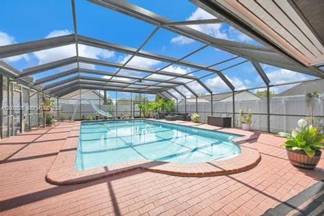 13216 SW 45th Ln, Miami, FL 33175