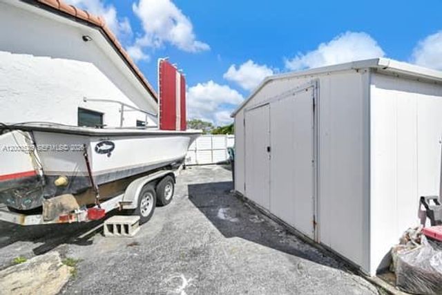 13216 SW 45th Ln, Miami, FL 33175