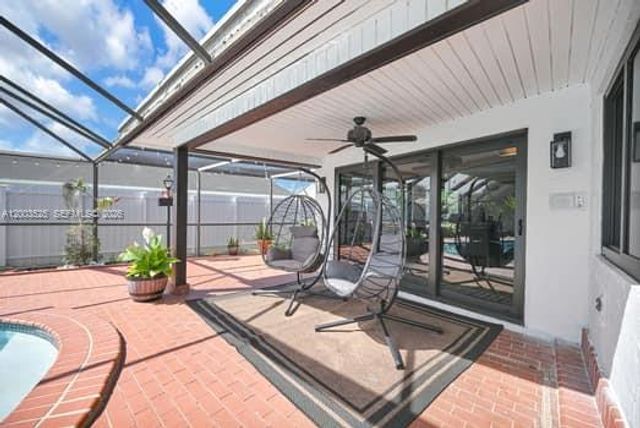 13216 SW 45th Ln, Miami, FL 33175