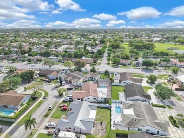 13216 SW 45th Ln, Miami, FL 33175