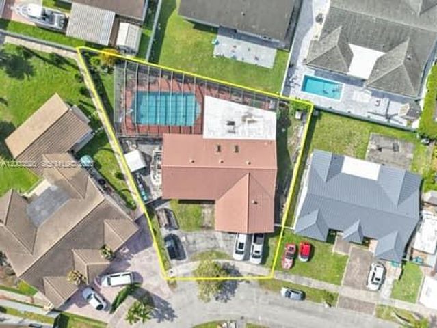 13216 SW 45th Ln, Miami, FL 33175