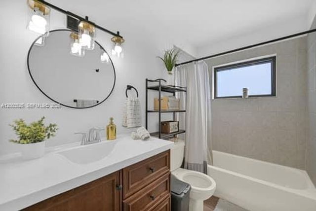 13216 SW 45th Ln, Miami, FL 33175