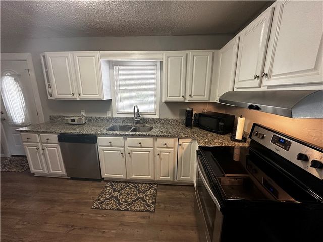 5 Robertson Way, Travelers Rest, SC 29690