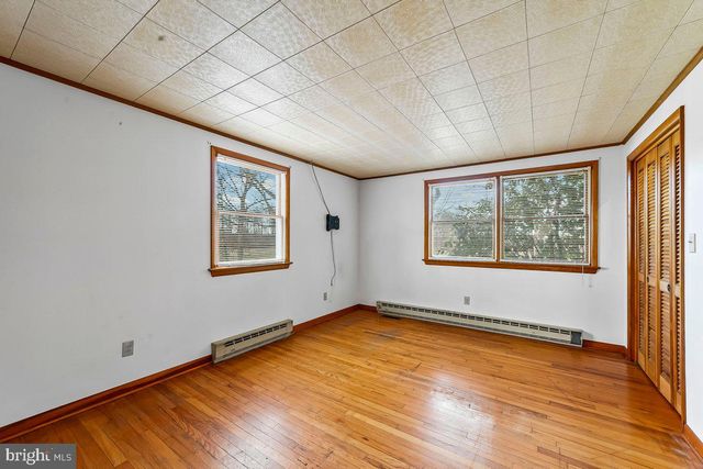 70 E FRIENDSHIP CHURCH RD, Coatesville, PA 19320