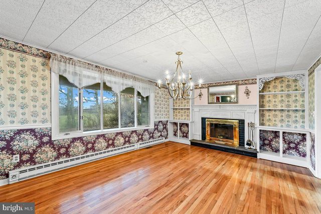 70 E FRIENDSHIP CHURCH RD, Coatesville, PA 19320