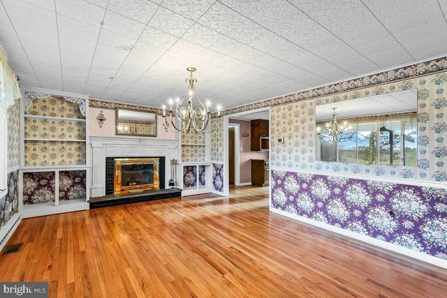 70 E FRIENDSHIP CHURCH RD, Coatesville, PA 19320