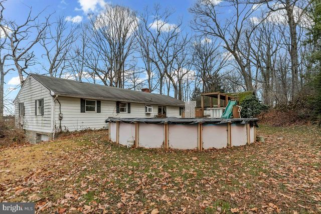 70 E FRIENDSHIP CHURCH RD, Coatesville, PA 19320