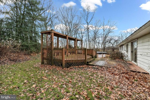 70 E FRIENDSHIP CHURCH RD, Coatesville, PA 19320