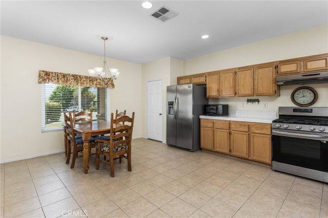 933 Driftwood, Banning, CA 92220