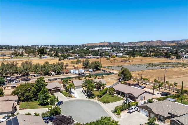 933 Driftwood, Banning, CA 92220