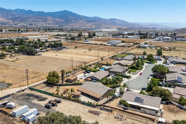 933 Driftwood, Banning, CA 92220