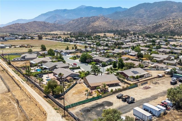 933 Driftwood, Banning, CA 92220