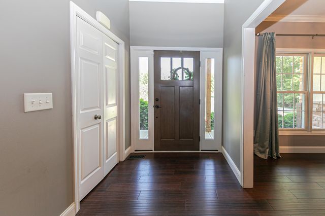 747 London Groveport Road, Lockbourne, OH 43137