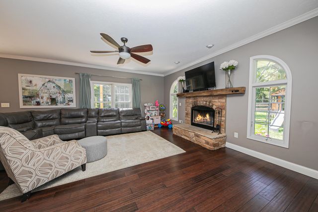 747 London Groveport Road, Lockbourne, OH 43137