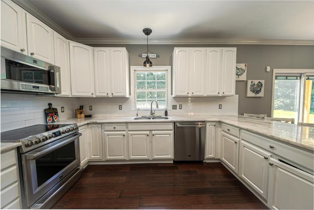 747 London Groveport Road, Lockbourne, OH 43137