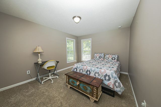 747 London Groveport Road, Lockbourne, OH 43137