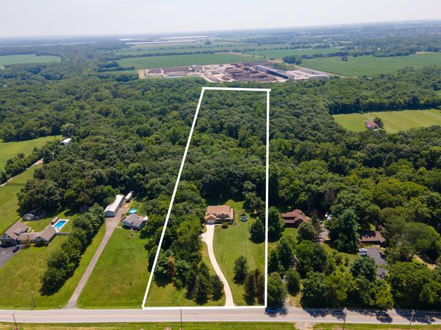 747 London Groveport Road, Lockbourne, OH 43137