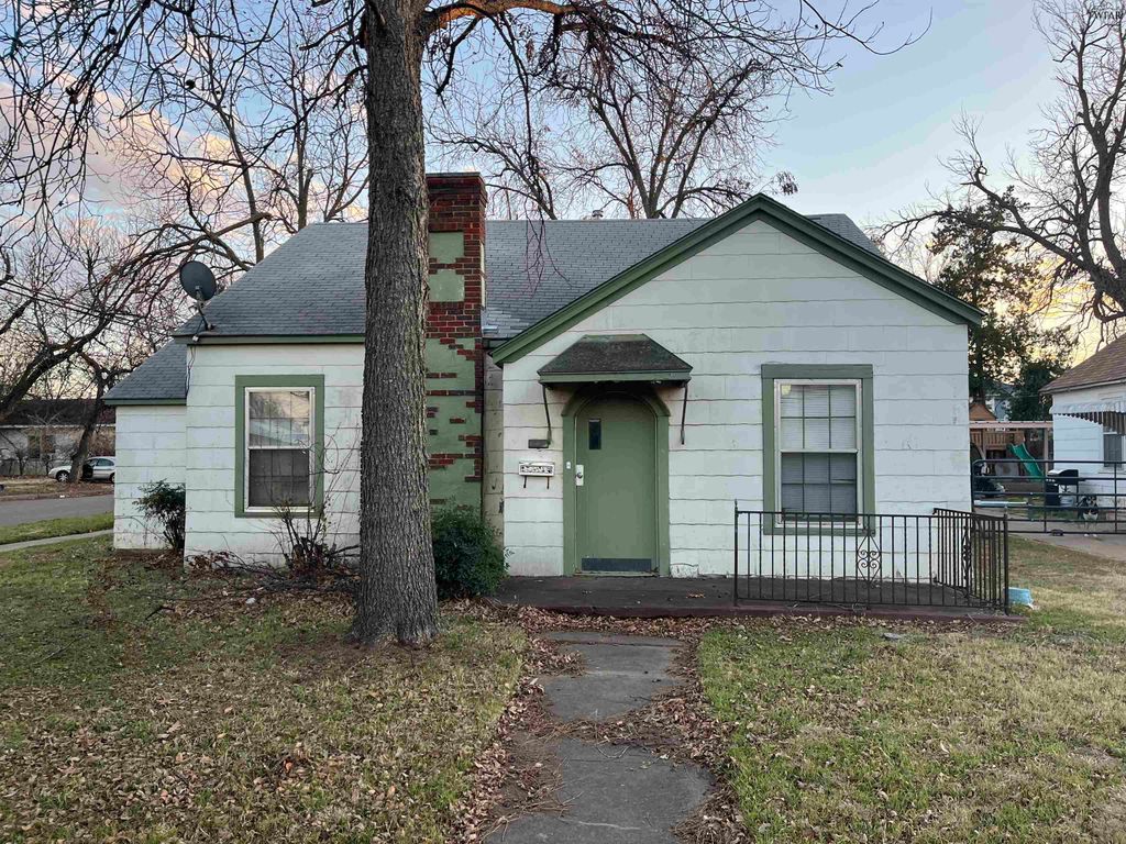 2301 BULLINGTON STREET, Wichita Falls, TX 76301