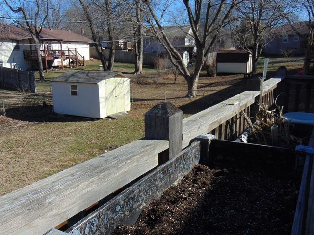 1104 Halsey Terrace, Harrisonville, MO 64701