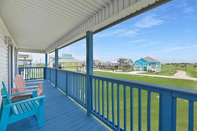 23178 Fresca Street, Galveston, TX 77554