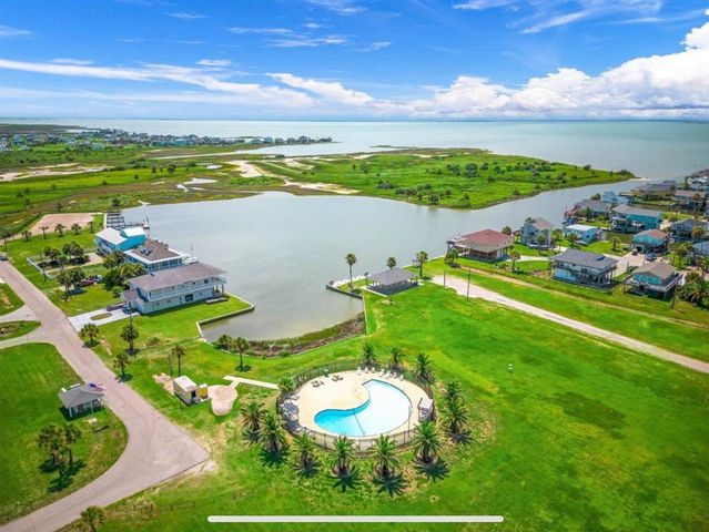 23178 Fresca Street, Galveston, TX 77554