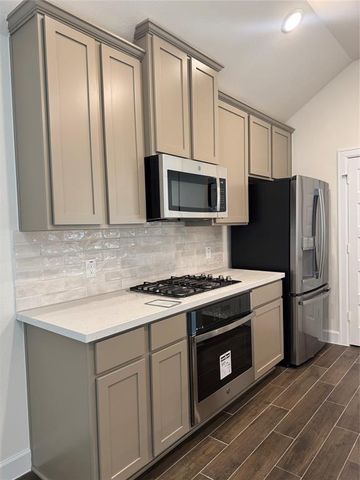 3208 La Rambla Drive, Houston, TX 77047