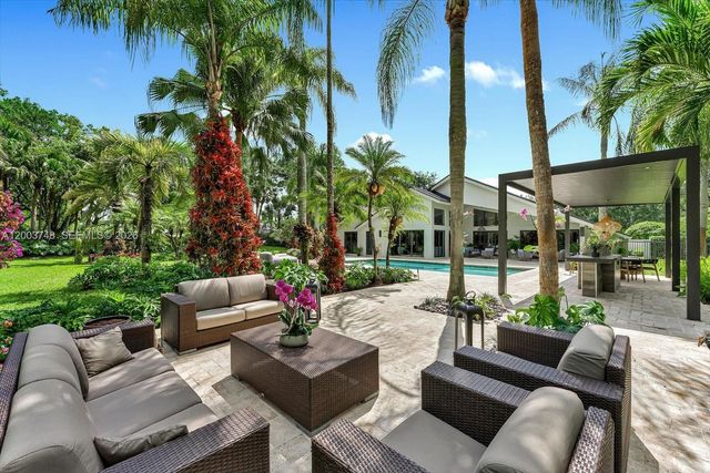 2675 Hackney Rd, Weston, FL 33331