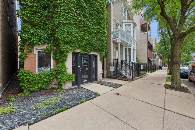 2555 N Southport Avenue 3, Chicago, IL 60614