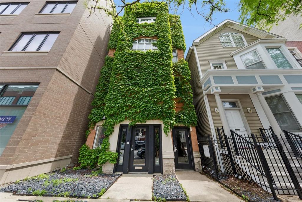 2555 N Southport Avenue 3, Chicago, IL 60614