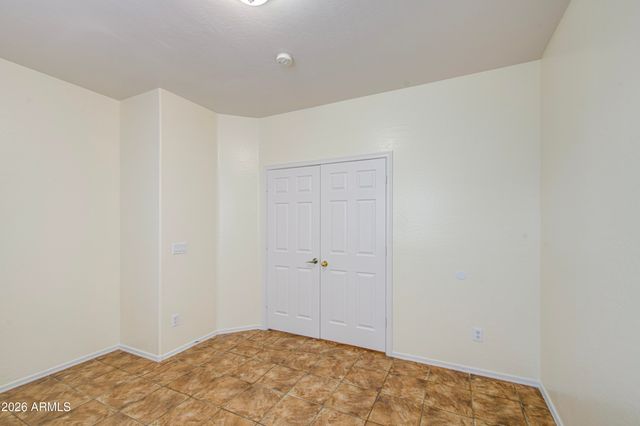 40353 N PARISI Place, San Tan Valley, AZ 85140