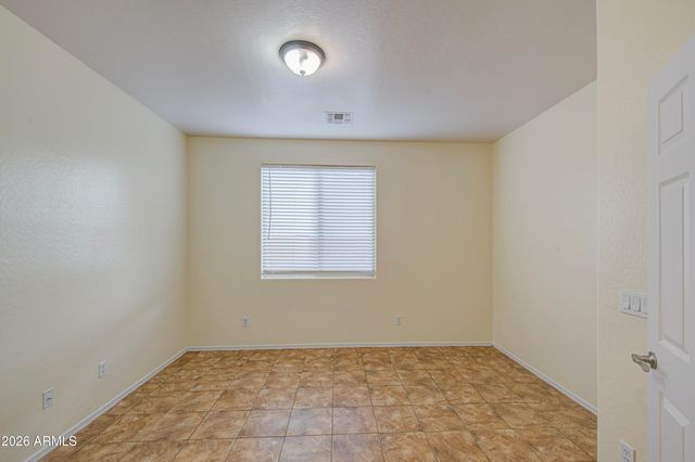 40353 N PARISI Place, San Tan Valley, AZ 85140