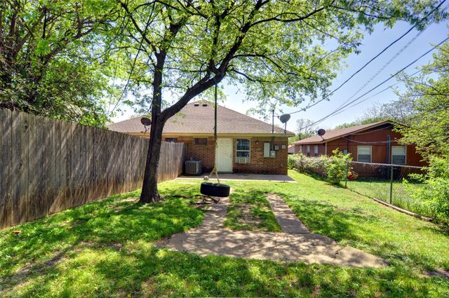 3310 26th Street, Fort Worth, TX 76106