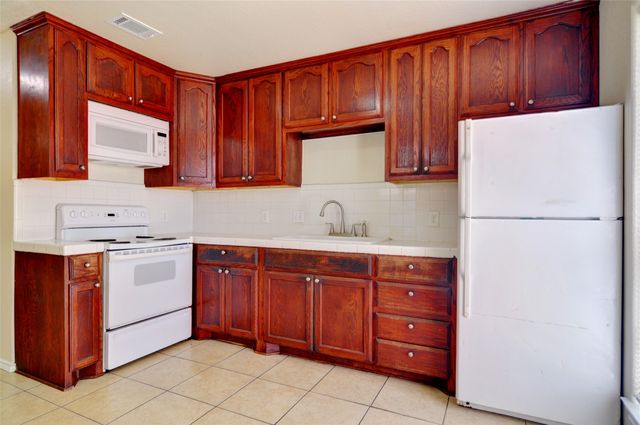 3310 26th Street, Fort Worth, TX 76106