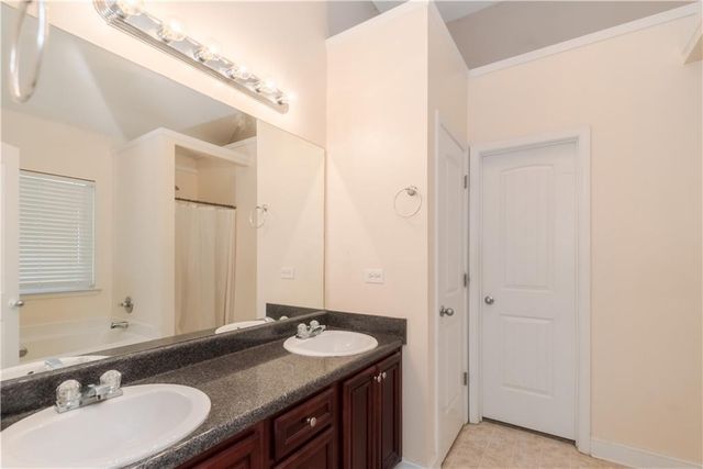 404 WOODCREEK, Griffin, GA 30224