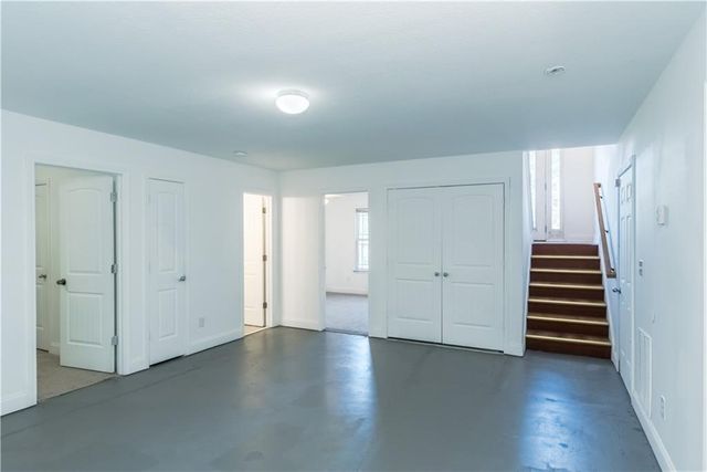 404 WOODCREEK, Griffin, GA 30224