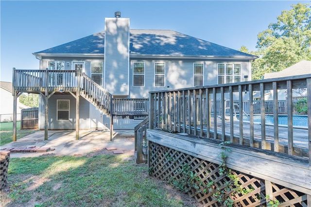 404 WOODCREEK, Griffin, GA 30224
