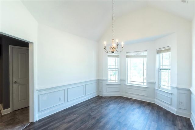 404 WOODCREEK, Griffin, GA 30224