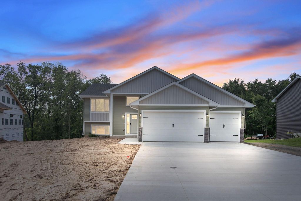 837 Sutherland Street, Somerset, WI 54025