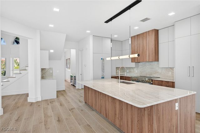 11540 Compass Point DR, Fort Myers, FL 33908