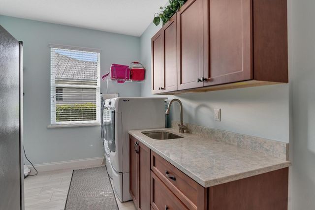 715 Yearling Trail, Sebastian, FL 32958