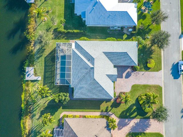 715 Yearling Trail, Sebastian, FL 32958